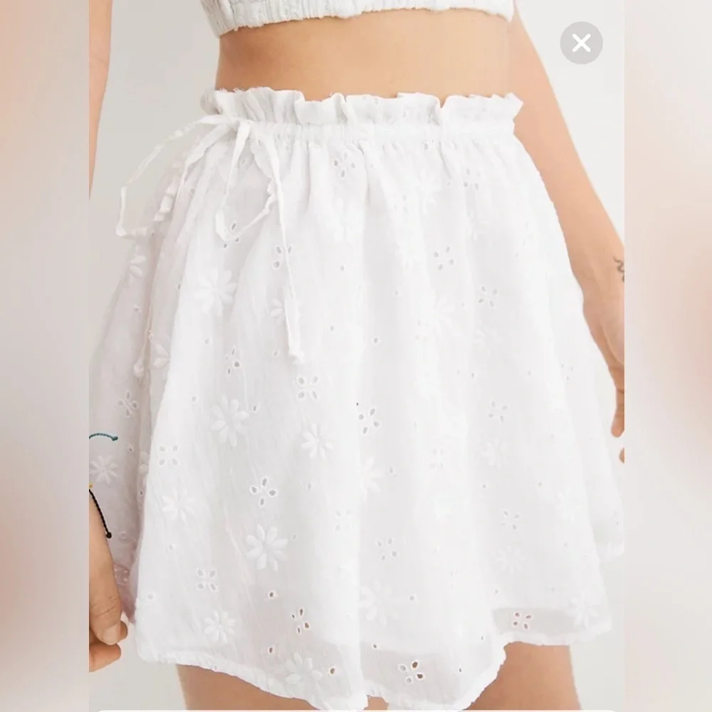 Aerie mini floral side tie skirt